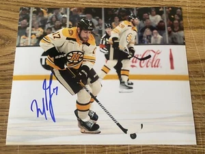 Foto autografiada de 8x10 de Boston Bruins de Milan Lucic - Imagen 1 de 2