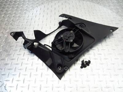 2009 08 09 Buell 1125CR 1125 OEM ventilador radiador izquierdo carenado lote de montaje Foto 1 de 4