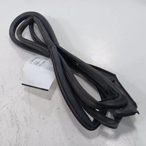 Hyundai Accent On Door Seal Rubber Right Passenger Front 2012 2013 2014 2015 20 - Picture 1 of 12