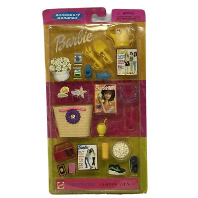VTG BARBIE ACCESSORY Fun Fashion Avenue 28868 Beach Tote Gardening Popcorn - Image 1 of 4