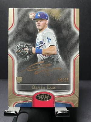 2020 Topps Tier One Break Out Autograph Bronze Ink /25 Gavin Lux #BOA-GL - Image 1 of 3
