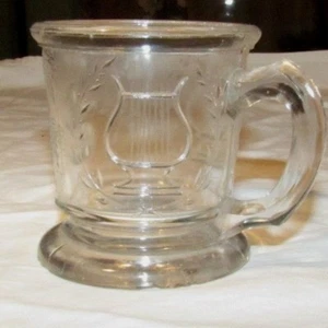 Tazza McKee bambino modello uccellino su nido e arpa epoca 1880 adorabile EAPG - Foto 1 di 9