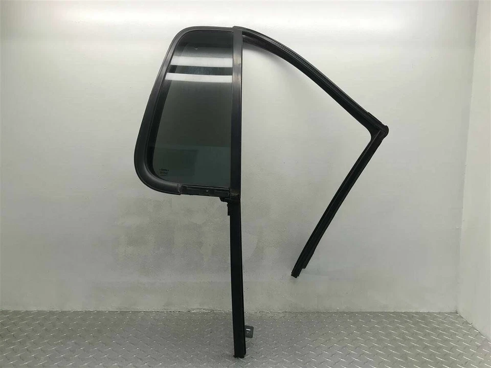 Lincoln Aviator 2003-2005 pasajero puerta trasera ventilación vidrio OEM 2C5Z-7825766-BAA Foto 1 de 3