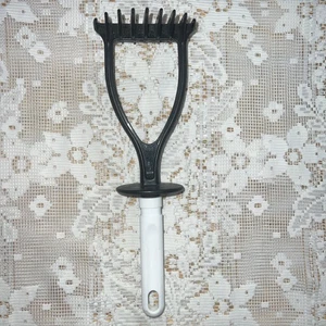 Trituradora de patatas de nailon negro resistente al calor, 11 pulgadas con mango blanco protector - Imagen 1 de 5