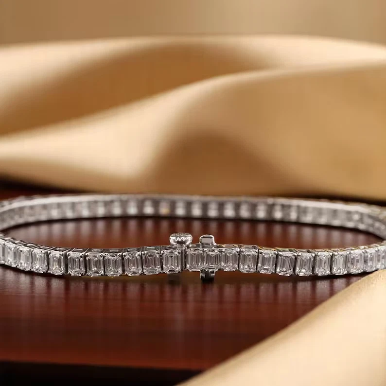Emerald Cut 12Ct Natural Diamond Tennis Bracelet for any occasion 950 Platinum - Image 1 of 4
