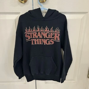 Youth Black Sweatshirt Size Small Stranger Things Netflix - Picture 1 of 4
