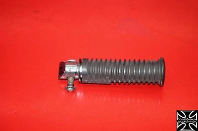 96 1996 Kawasaki Vulcan 800 estriba trasera derecha clavija Foto 1 de 4