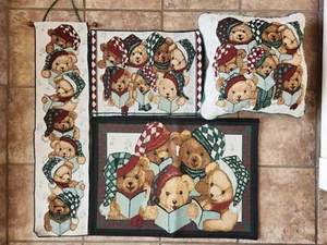 7 American Greetings Bear Carolers Christmas Home Decor Pillow Rug Placemat Wall - Picture 1 of 9