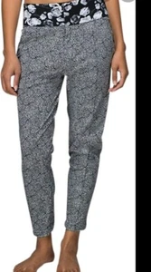 Lululemon Womens 6 Black white floral Trousers Dress Pants stretch skinny - Picture 1 of 12