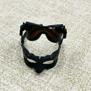 Hot Toys MMS627 Goggles Figure 1/6 Accessories Catwoman The Dark Knight Trilogy - Picture 1 of 2