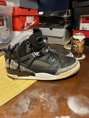 Talla 10.5 - Jordan Spizike Negro - 315371-034 Bin89 Foto 1 de 4