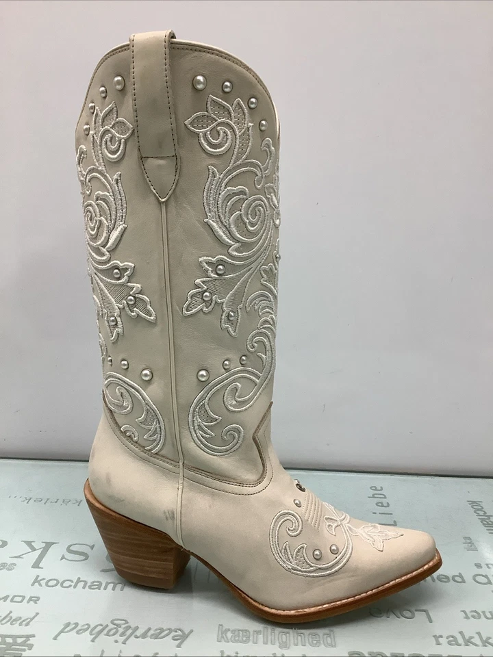 SHYANNE DENISSE WEDDINGS WESTERN BOOTS SNIP TOE WOMENS SIZE 7.5B, PREOWNED. - Image 1 of 4