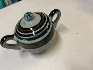 Tonala Jalisco Mexico clay marked “MEXICO” 2-handled cup w/ lid - Picture 1 of 9