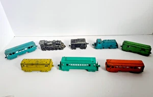 Group of 8 Vintage Diecast Metal Midgetoy Train Cars & Locomotives - Picture 1 of 18