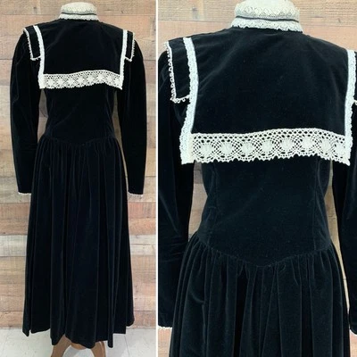 Vintage 1970’s Velvet Goth Prairie Victorian Dress Puff Shoulder Crochet Sz XS/S - Image 1 of 4