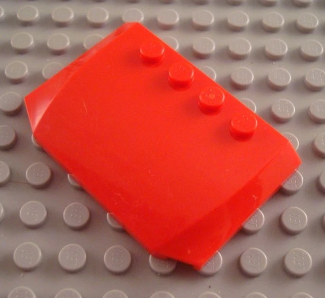 LEGO Red 4x6x2/3 Car Vehicle Roof Wedge - Image 1 of 1