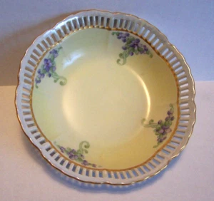Porcelain Pierced Bowl Signed I.C.A. Art Studio Oldenburg Indiana 1957 - Picture 1 of 3