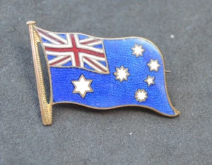 Antique Evan Evans Melbourne Australia flag enamel pin lapel badge - Picture 1 of 4