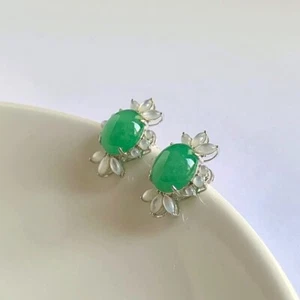 【KATHY JADE】Icy Emerald Apple Green Jadeite Jade Earring 《Grade A》 - Picture 1 of 1