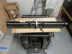 Rotary Shaft Assembly w/ Gears and Bearings (1324) - Picture 1 of 3