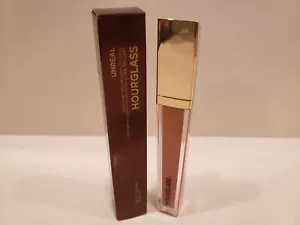 Hourglass Unreal High Shine Volumizing Lip Gloss Child 0.20 Oz - Picture 1 of 1