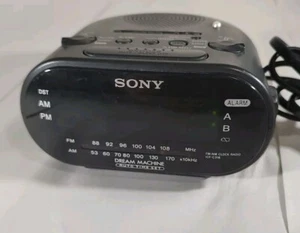 Sony Dream Machine  Alarm Clock Radio Black Model ICFC218 - Picture 1 of 11