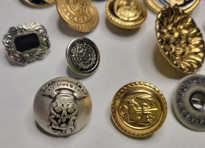 19 Vintage Mixed Metal Military Buttons Lot Nautical Anchor Lion Ship Crest Set - Image 1 of 4