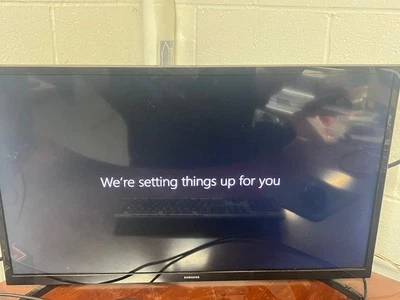 Lenovo Desktop Computer windows 8, i3, 3.6 ghz, 1 TB HDD 6Gb Ram factory reset - Image 1 of 4