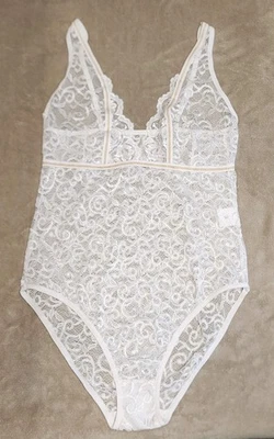 New Charmiral XXL White Lace V Neck Lingerie Teddy Intimate Sleepwear Bodysuit - Image 1 of 4