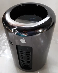 Apple Mac Pro 2013 A1481 3.5GHz 32GB RAM 1TB SSD AMD FirePro D700 w/ Cord - Picture 1 of 3