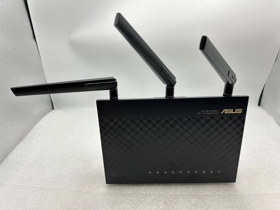 RESET ASUS RT-AC68U AC1900 1300 Mbps 4 Port Gigabit Wireless AC Router NO AC - Image 1 of 4