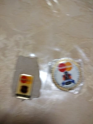 1996 MASTERCARD NHL STANLEY CUP Luncheon Pin New in Package - Image 1 of 4