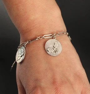 Bracciale Designer Miye Matsukata Janiye Argento Sterling 950 Charm Nascita Fiori - Foto 1 di 8