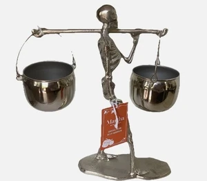 Martha Stewart Halloween Skelett mit hängenden Kessel Schalen Silber 15" Neu - Bild 1 von 3