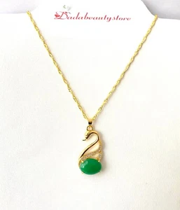 Collar oro 18k GF con incrustaciones imitación piedra jade verde colgante circón. - Imagen 1 de 4