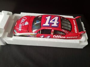 TONY STEWART 2009 OLD SPICE 1/24 DIECAST LIMITED EDITION Of 10273