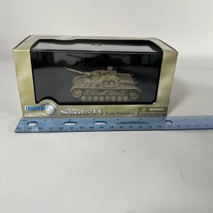 Dragon Armor 1:72 StuG IV, Late Version, Hungary, January 1945, No. 60118 - Picture 1 of 15