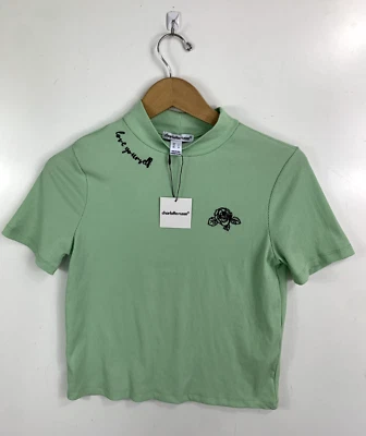 Camisa feminina Charlotte Russe verde cropped gola grande simulada manga curta nova com etiquetas - Imagem 1 de 4