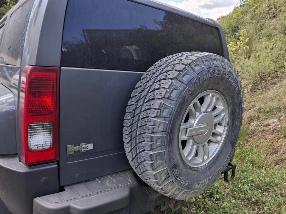 Conjunto de luz trasera izquierda usada se adapta a: Hummer H3 2008 grado A izquierdo Foto 1 de 4