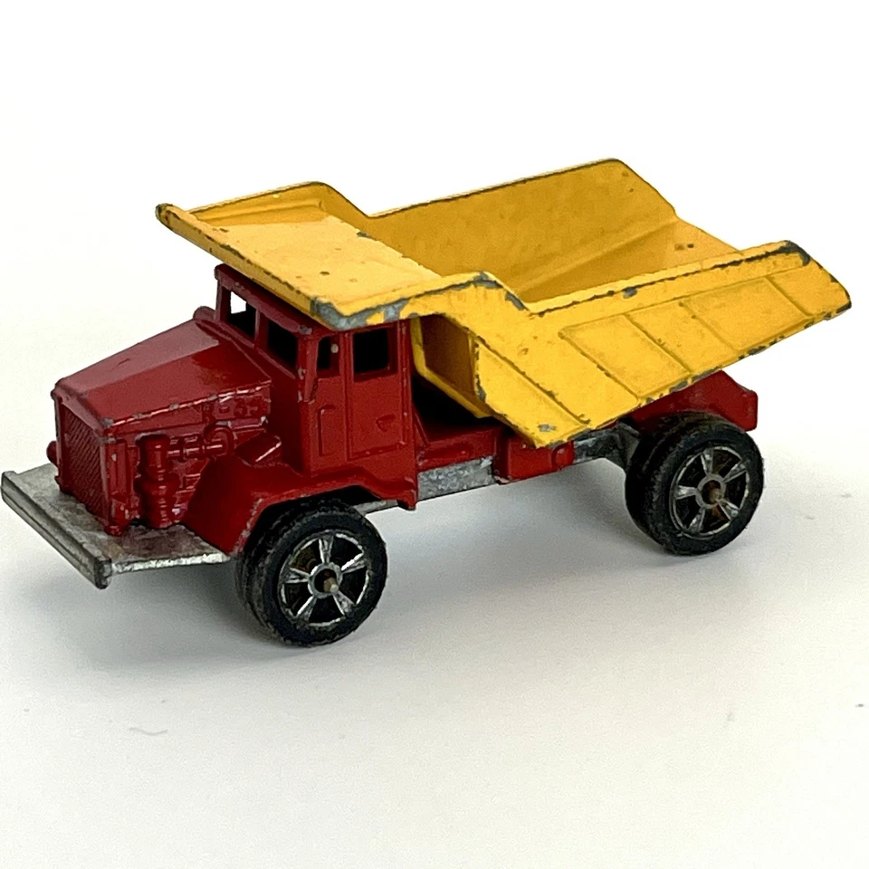 Vintage Corgi Whizzwheels Terex R35 Dump Tipper Truck Red Yellow Diecast UK - Image 1 of 4