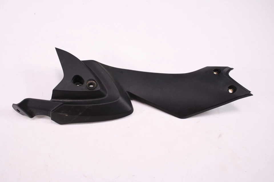 Крышка правостороннего обтекателя 14 MV Agusta Rivale 800 - Изображение 1 из 4