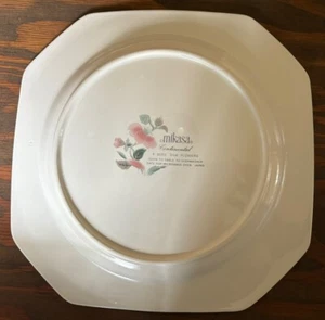 Mikasa Continental F3003 Silk Flowers 8-5 Piece Place Settings - Picture 1 of 9