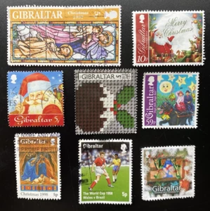 1990/2000's Selection of Eight Gibraltar Stamps. Christmas. Fine Used. - Picture 1 of 6
