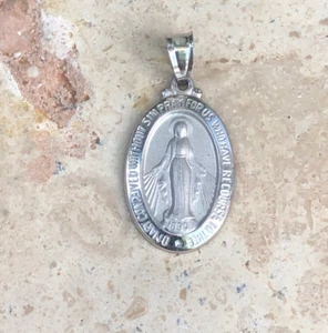 14KT White Gold Oval Miraculous Medal Pendant 31mm x 14.5mm - Picture 1 of 4