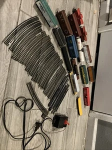 Collectors Train Cargos And More And Metal Train Tracks With Electric Anolog - Picture 1 of 24