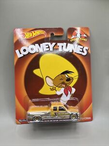 Hot Wheels PREMIUM - Looney Tunes Customized C3500 Orange