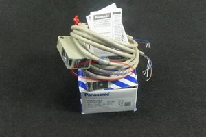 New Panasonic NX5-M10RA Compact Multi-voltage Photoelectric Sensor - Picture 1 of 1