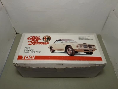 Togi Alfa Romeo Coupè 2600 Sprint  2° serie, scala (1:23) NO POLITOYS MEBETOYS - Immagine 1 di 4