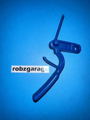 OEM HOMELITE THROTTLE TRIGGER LEVER 08118 Z25 BVM160 HB25250 HB25255 HB30160 B66 - Image 1 of 4