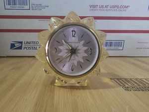 (LEER DESCRIPCIÓN) Phinney Walker Claro Lucite Reloj Despertador Flor Raro - Imagen 1 de 5